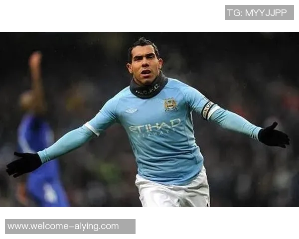 马克西表现起伏不定12投5中三分球失准14分4板4助伴随5次失误 马克西表现起伏不定12投5中三分球失准14分4板4助伴随5次失误