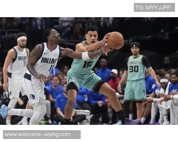 贝弗利称独行侠争冠潜力巨大双中锋阵容提升防守表现