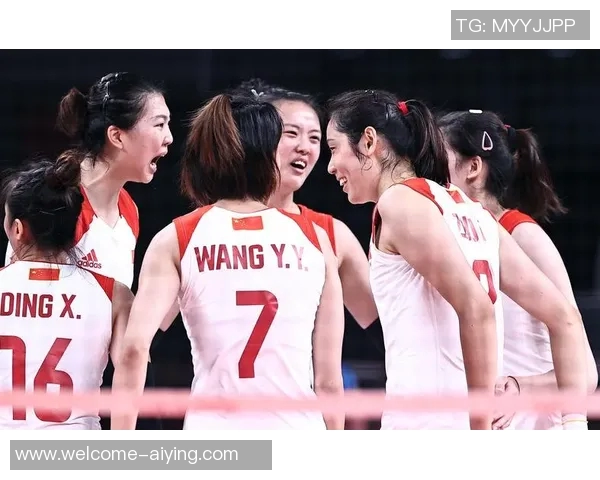 媒体人称赞山东队团结一致的精神和顽强拼搏的决心是成功的关键因素